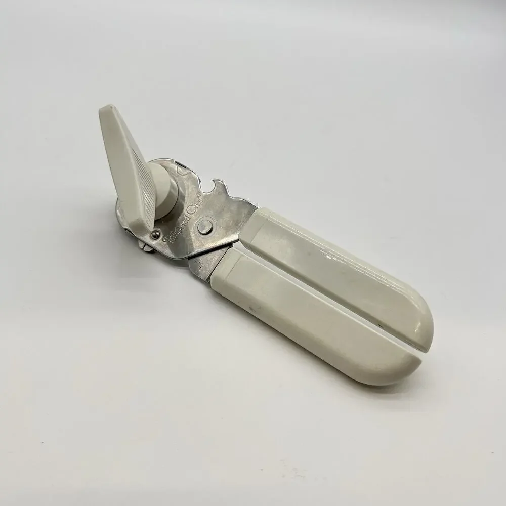 The Pampered Chef White Handheld Manual Can Opener Retired Gadget Flaws